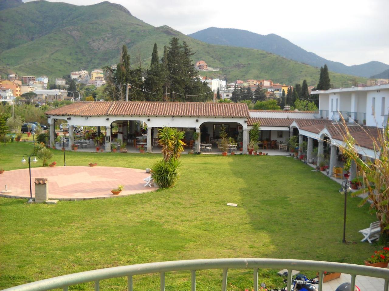 Hotel Domu Incantada Muravera Exterior foto